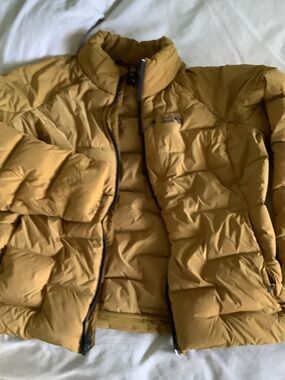 Mountain Hardwear Mustard Yellow Down Jacket with Blue Trim